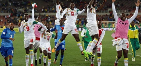 Corea del Sur concluye preparación para Rusia con derrota 2-0 ante Senegal 