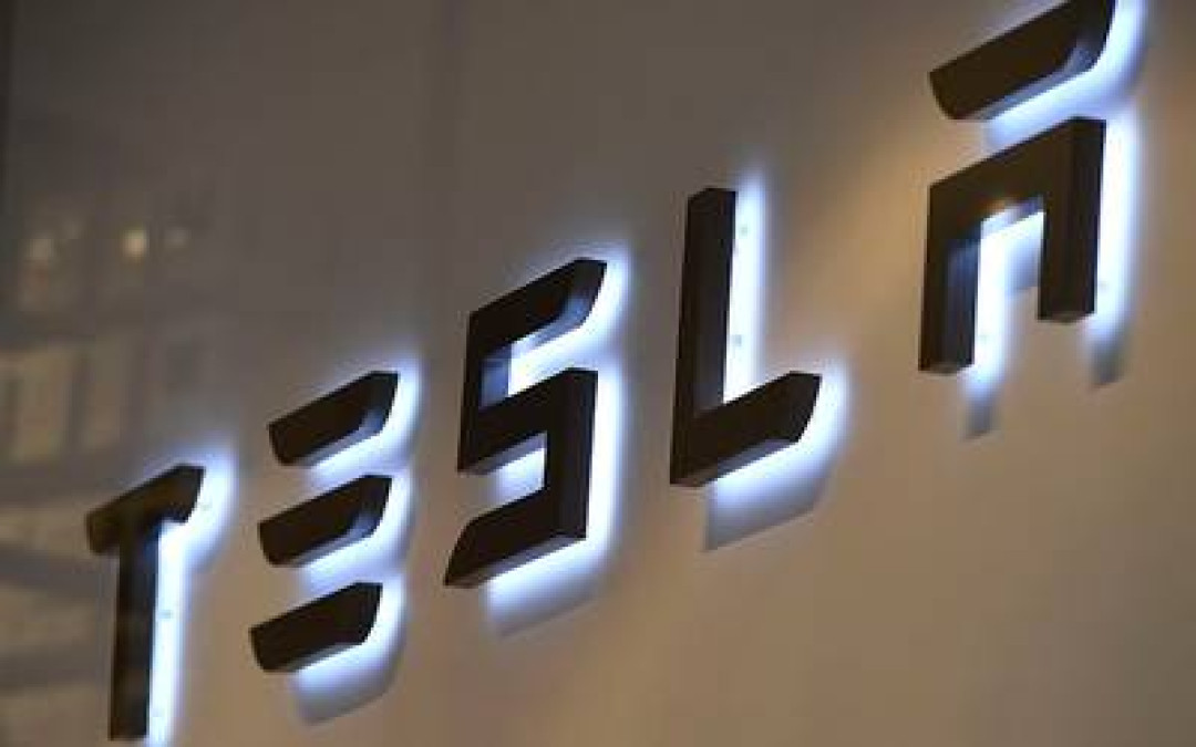 Tesla demanda a EU por tarifas en importaciones a China