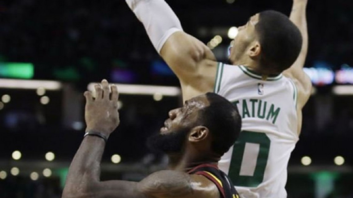 Celtics a un triunfo de destronar a Cavaliers en Conferencia Este NBA
