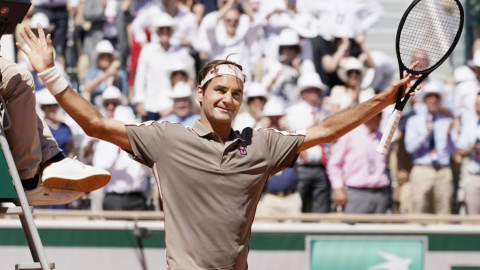 Federer logra avanzar a semifinales en Roland Garros  