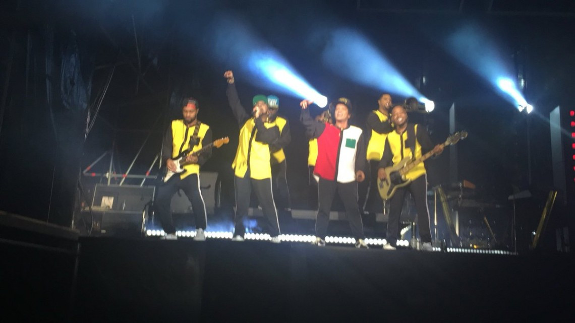 Bruno Mars se presenta con gran éxito en Monterrey