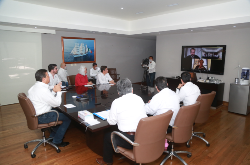 Gobernador de Tamaulipas y equipo de Salud, intercambian experiencias con especialista italiana, ante COVID-19