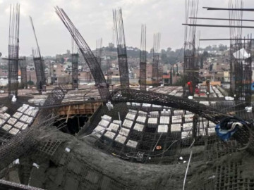 8 lesionados tras derrumbe de techo de centro comercial