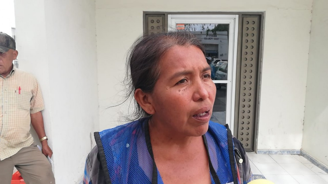 Jornaleros se manifiestan por falta de pago