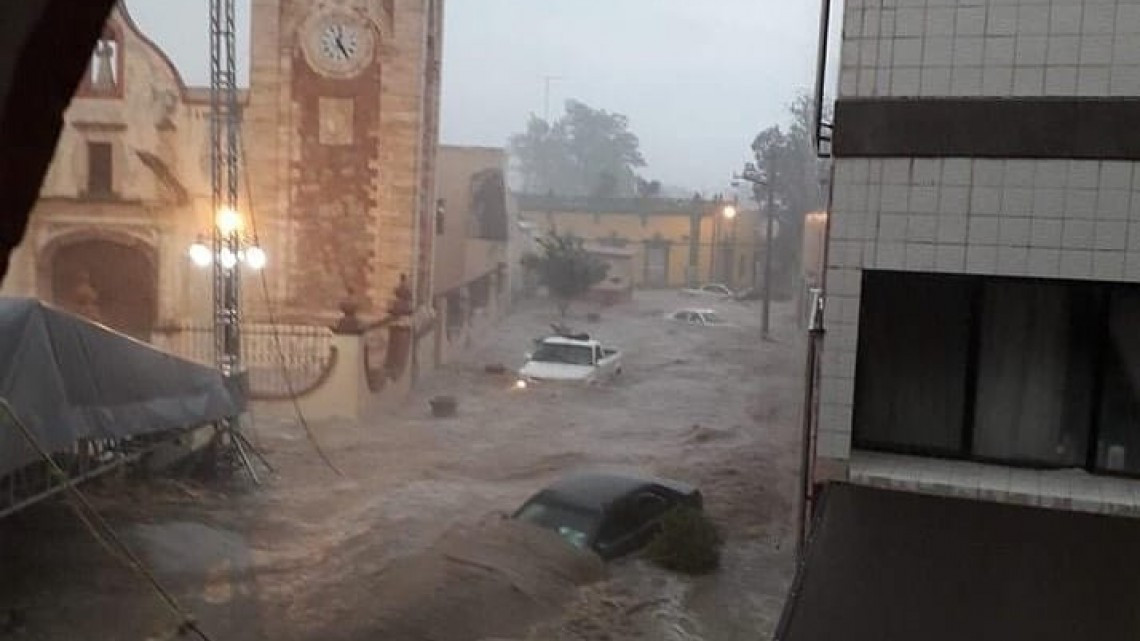 Matehuala es azotada por tromba, hay cuantiosos daños