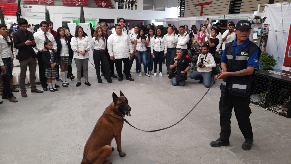 Inaugura secretaria de Educación evento de Ciencia y Tecnología