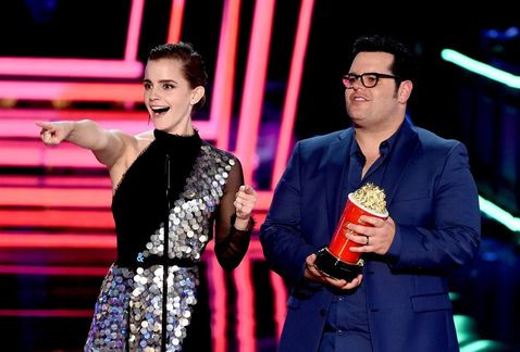 La Bella y la Bestia junto con Stranger things ganadores de la noche de los Mtv Awards