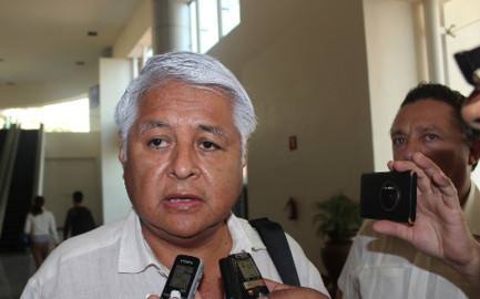 Señalan a ex Secretario de Turismo de "defraudar" empresarios en Acapulco