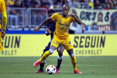 Luis Quiñones y David Ayala dan positivo a Covid-19 en Tigres