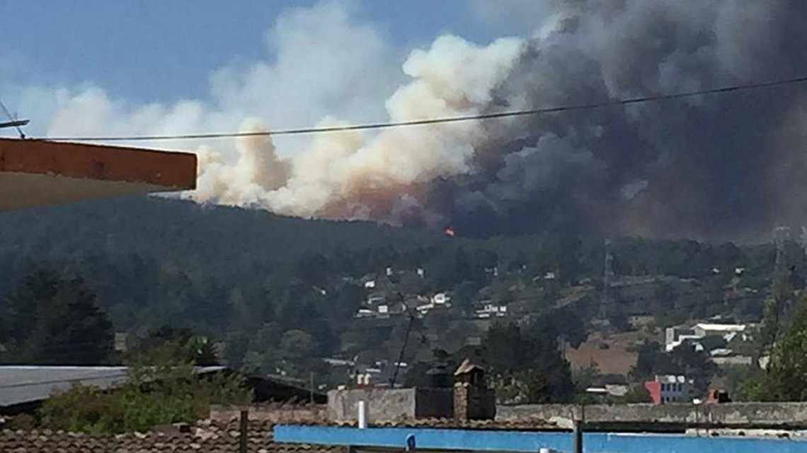 2 mil evacuado en Veracruz por incendio forestal