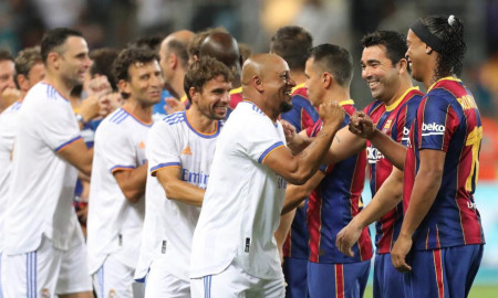 Real Madrid se lleva el ‘Clásico de Leyendas’ ante el Barcelona