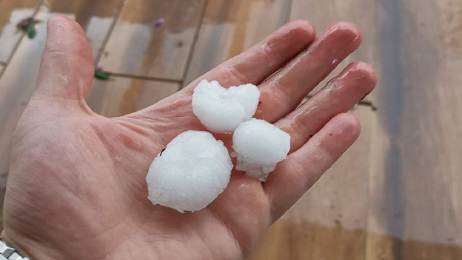 Granizo del tamaño de pelotas de tenis azota Alemania