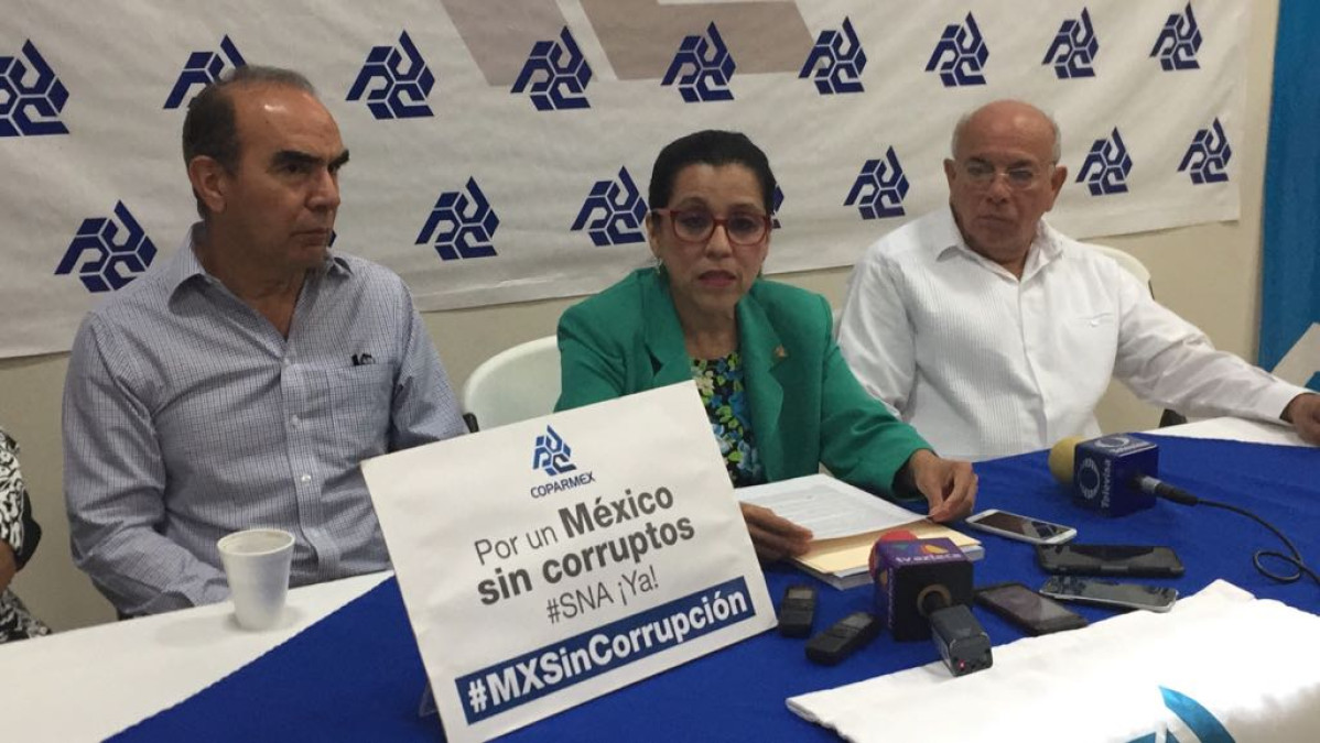 Coparmex critica al Congreso pero da voto de confianza al SLA