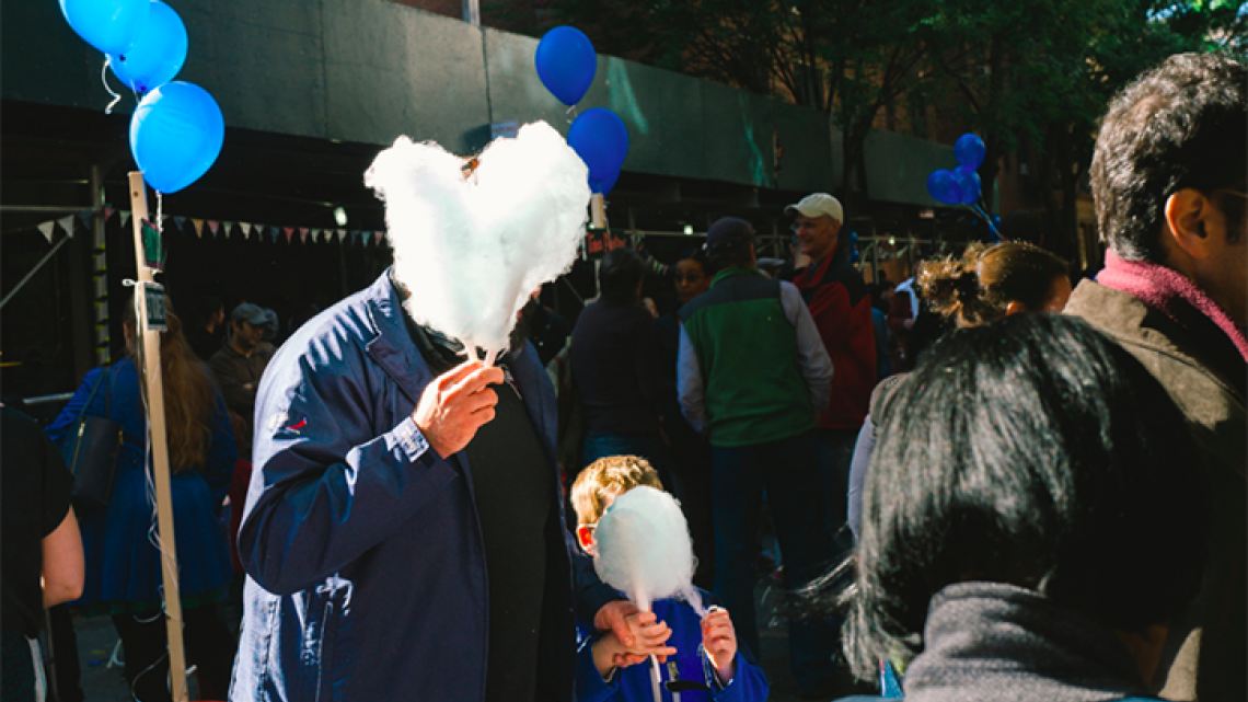 Fotógrafo captura todo un mundo de coincidencias por las calles de NYC