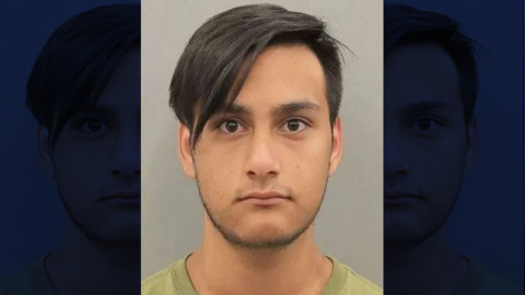 Arrestan a joven en Texas por amenazar con explotar avión 