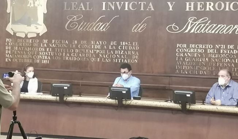 Cierran dependencias por 2 casos positivos y 8 sospechosos de Covid-19