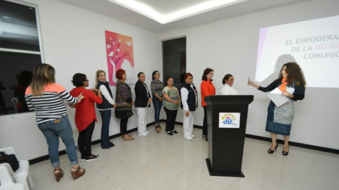 Conmemora Instituto Municipal de la Mujer el "Día Naranja"