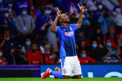 ¡Revive el campeón! Cruz Azul gana en casa frente a Gallos