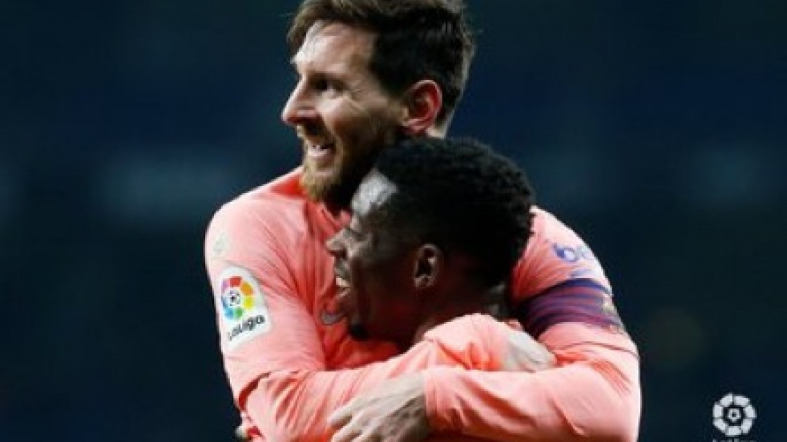 El Barcelona golea al Espanyol 4-0 en el Derbi Catalán 