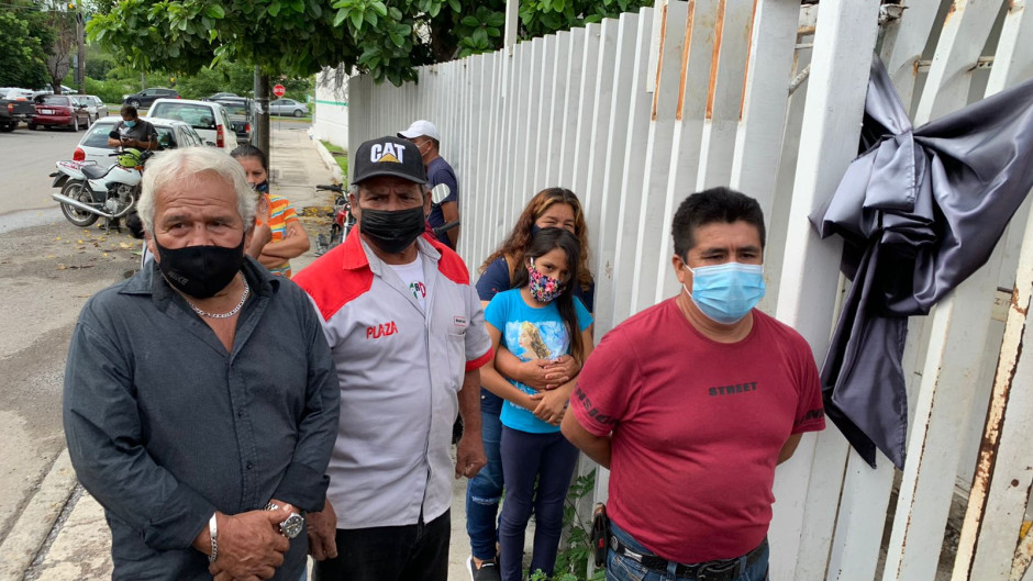 Aprovechan agua de lluvia después que COMAPA dejó en enviarles pipas 