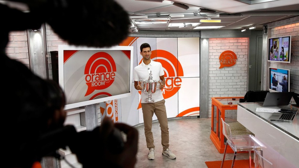 Djokovic repartió donas en el metro de Nueva York