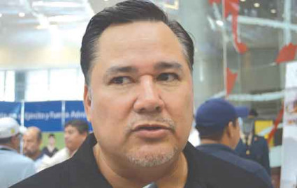 Convive Alberto Lara con obreros