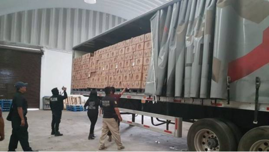 Detienen a 12 sujetos señalados por robar mercancía de 3mdp