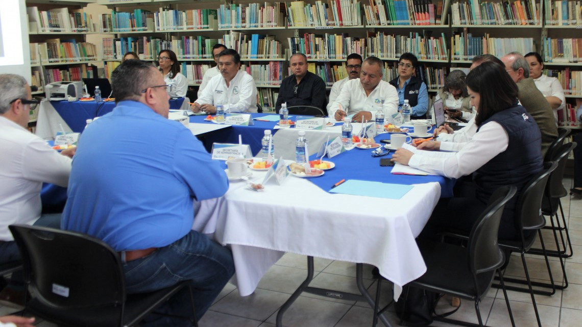 Cumple Tamaulipas metas en educación para adultos