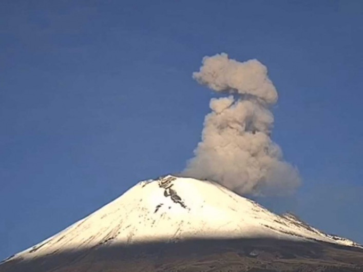 77 exhalaciones ha emitido el volcán Popocatépetl