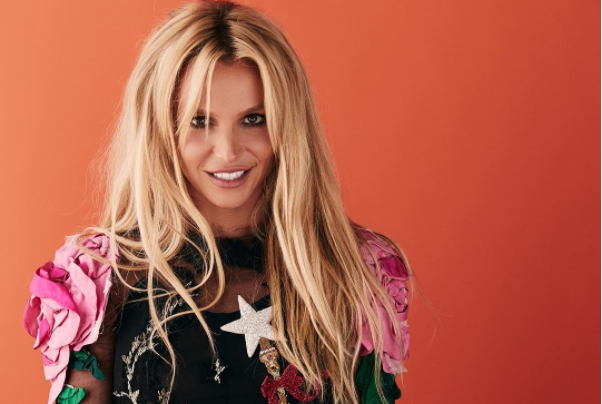 Britney Spears sorprende con impresionante bikini