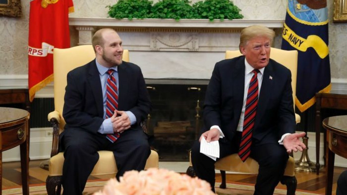 Trump recibe a estadounidense liberado por Venezuela