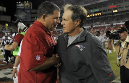 Renuncia Greg Schiano a los Patriots tras mes y medio en el puesto