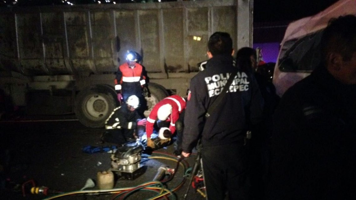 Accidente en la México-Pachuca deja al menos 12 muertos
