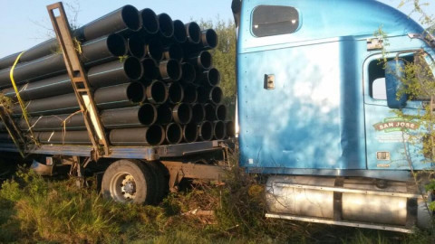 PC Tamaulipas atiende accidente en carretera Victoria-Matamoros