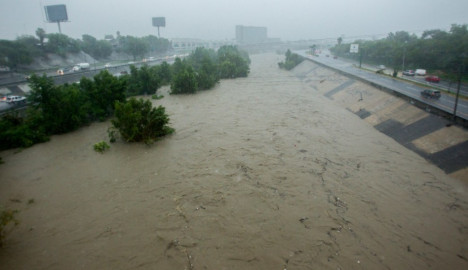 463 escuelas fueron afectadas por ‘Fernand’ en NL