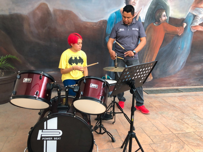 Invita IRCA a formar parte de la Big Band