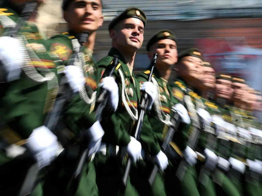 Ministra de Defensa alemana llama a soldados a imitar a opositores de Hitler