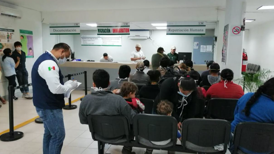 Fortalece Tamaulipas filtros sanitarios contra COVID-19 en módulos de recepción de repatriados