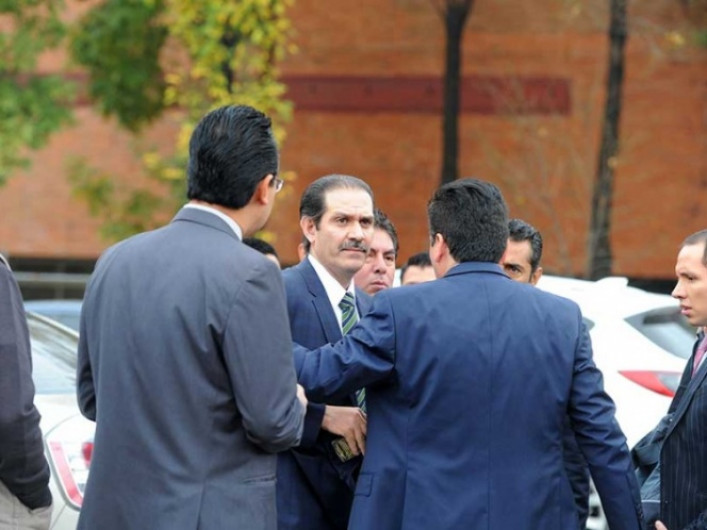 Guillermo Padrés seguirá en prisión