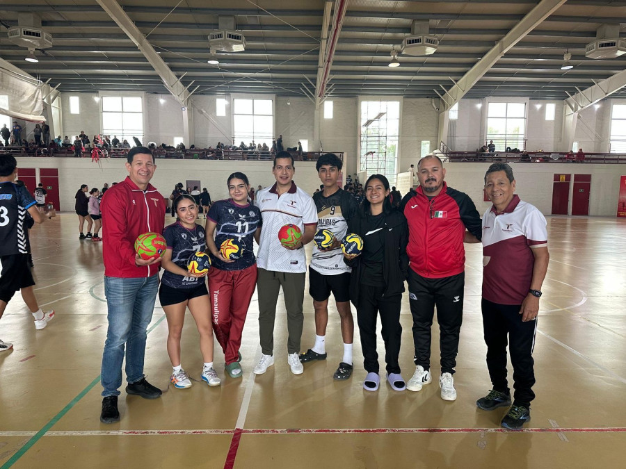 Entrega INDE Tamaulipas material deportivo a preselecciones