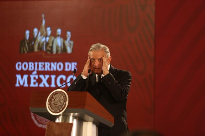 Santa Lucía, Urzúa, gasolina, esto y más en conferencia de AMLO