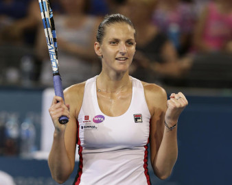 Pliskova gana cetro en Brisbane aplastando a Cornet