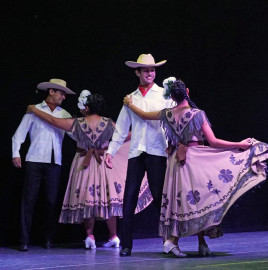 Realiza la UAT con éxito talleres artísticos en Tampico y Victoria