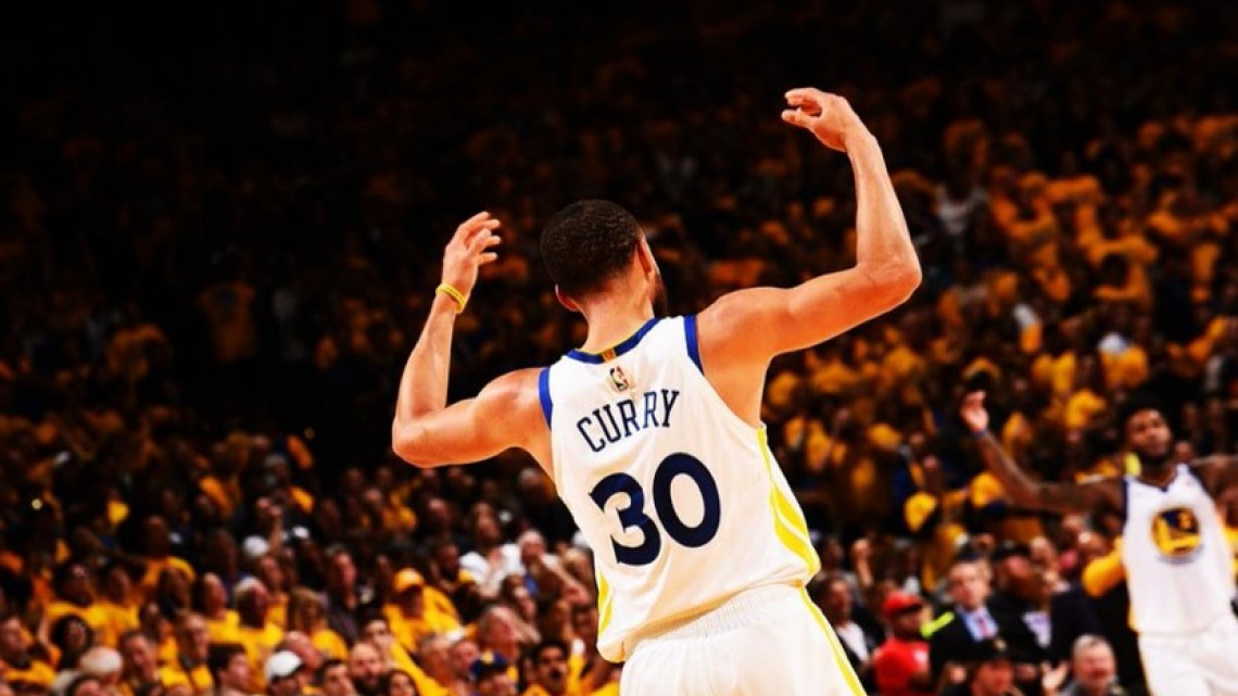 Warriors vencen a los Rockets y avanzan a la final de la NBA contra los Cavaliers