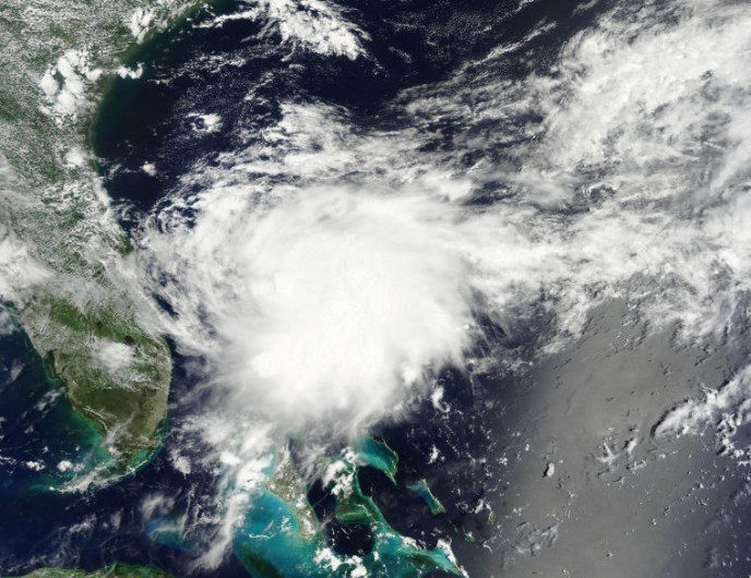 Organizan evacuaciones en Florida por avance de “Alberto”