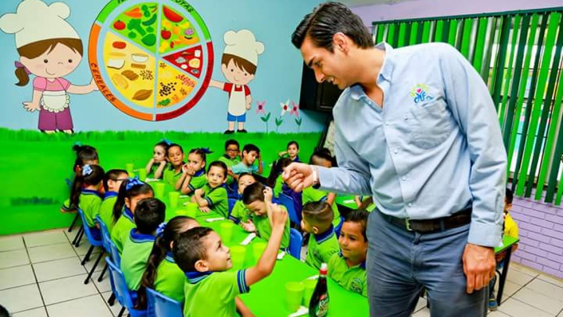 “Desayuna Bien” beneficia a alumnos de escuelas de nivel básico