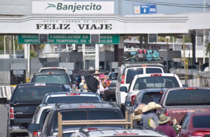 Incrementan cruces en los Puentes Internacionales entre Laredo y Nuevo Laredo