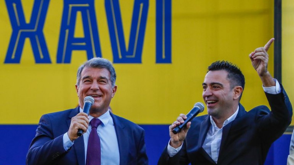 Así fue la presentación de Xavi con el Barcelona