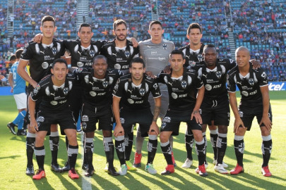 Rayados debe cuidarse del delantero chileno Edson Puch: Hugo González,