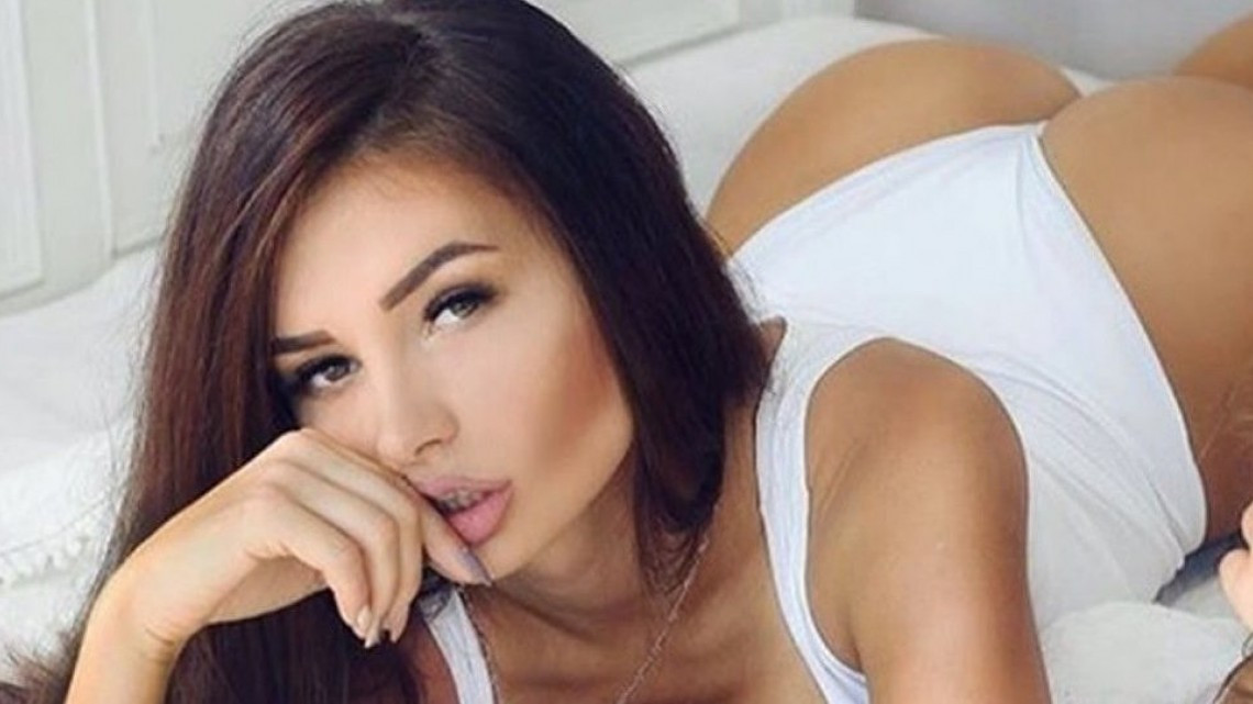 Modelo salta de sexto piso de hotel, intentaban violarla